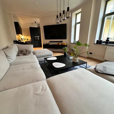 Premium Apartment In Magdeburg Stadtfeld Ost Mit 2 Schlafzimmern & Stellplatz Exterior foto