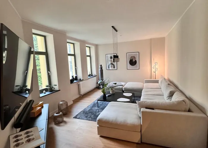 Premium Apartment In Magdeburg Stadtfeld Ost Mit 2 Schlafzimmern & Stellplatz