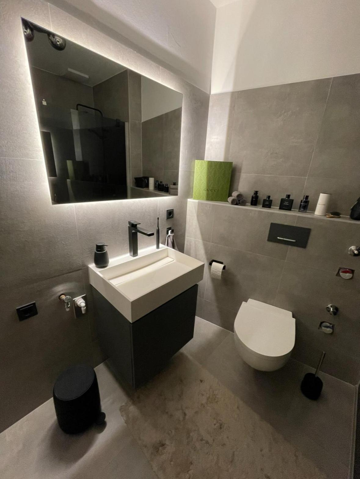 Apartment Premium In Stadtfeld Ost Mit 2 Schlafzimmern & Stellplatz
